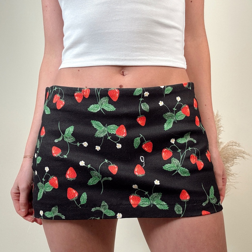Stylish Black Mini Skirt with Strawberry Design
